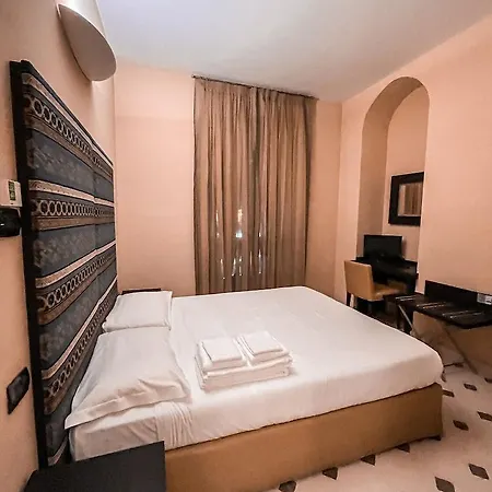 Orologio Living 2* Turin