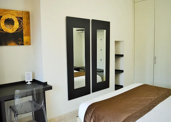 Aparthotel Orologio Living 2*