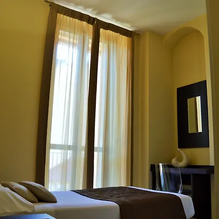 Aparthotel Orologio Living 2*