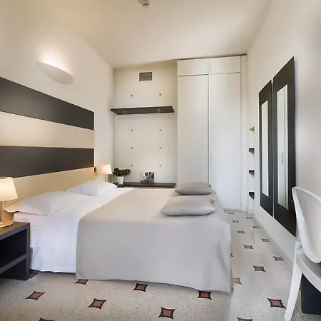 Aparthotel Orologio Living 2*