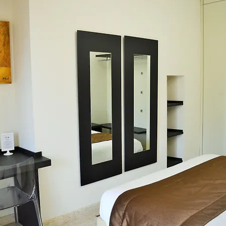 Aparthotel Orologio Living 2*