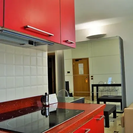 Aparthotel Orologio Living 2*