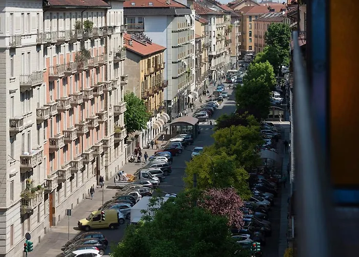 アパートホテル Orologio Living 2*