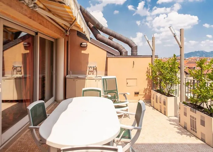 アパートホテル Orologio Living