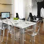 Orologio Living מלון דירות 2*